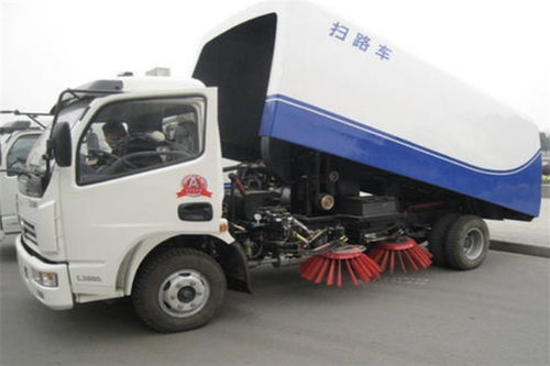 瀘定縣小型掃路車與防撞緩沖車直銷 提升效率與安全的利器